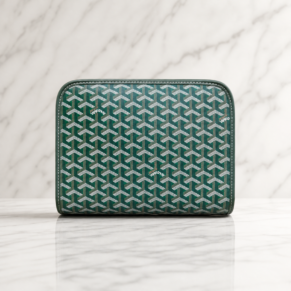 Green Yard pouch bag